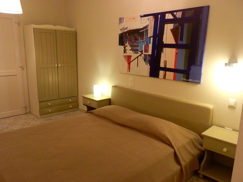 Parasporos Village Adamantas  Habitación foto