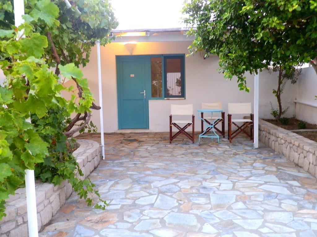 Parasporos Village Adamantas  Habitación foto